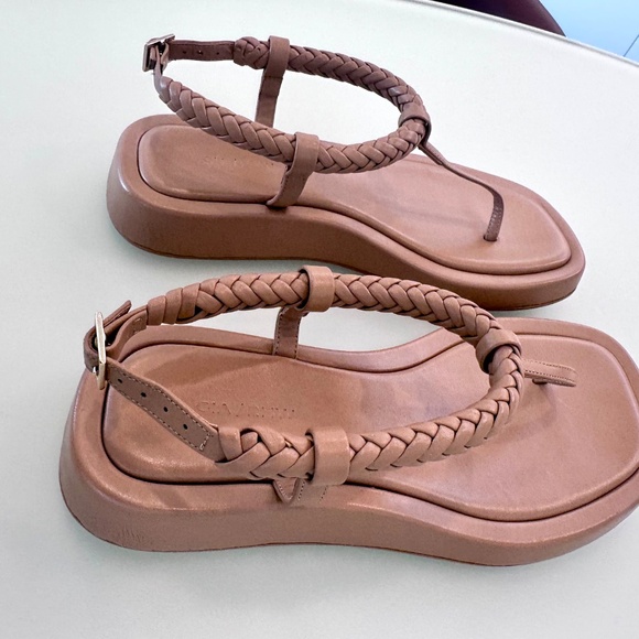NEW GIA BORGHINI x RHW Flat Hazelnut (Nude/Tan) Leather Thong Sandal Size 37 - Picture 5 of 12